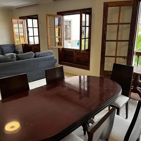 Emblematic Canarian House La Orotava