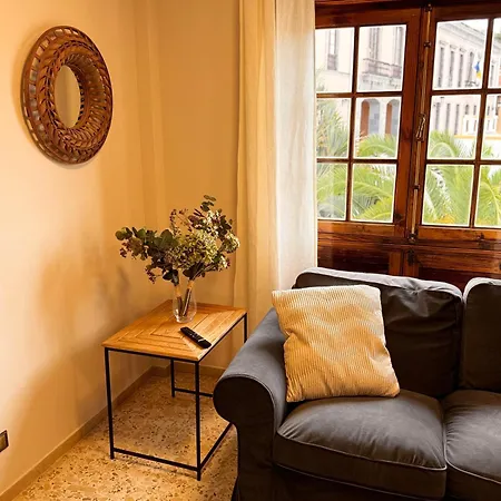 Emblematic Canarian House بيت للعطل