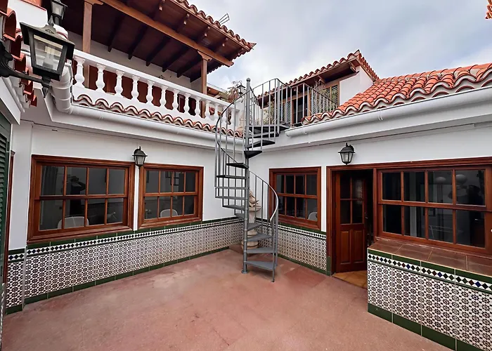 Emblematic Canarian House Hébergement de vacances *